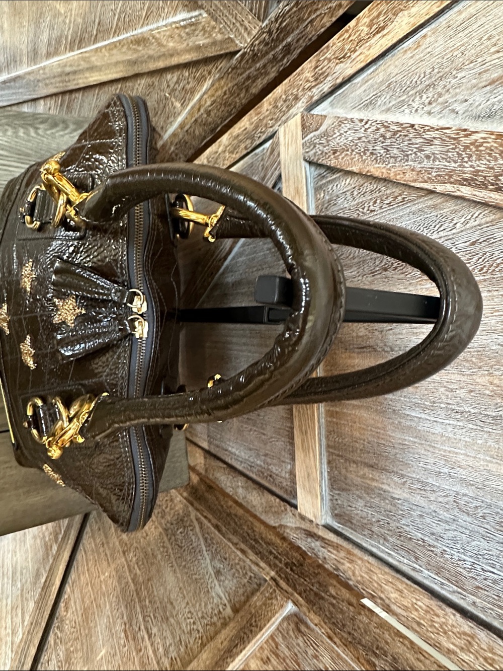 Goldenbleu Made in Italy Vintage Dark Brown Patent Leather Gold Stars Satchel - Picture 5 of 14
